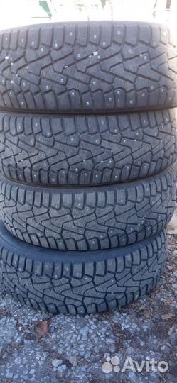 Pirelli Ice Zero 215/65 R17