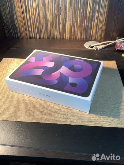 iPad Air 5 Wi-Fi + Cellular 256GB Purple