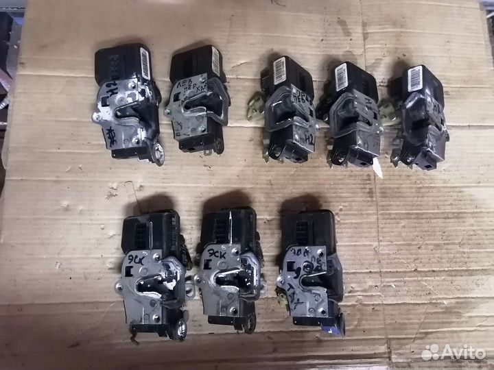 Замок hummer h2 cadillac escalade 3