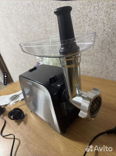Мясорубка электрическая