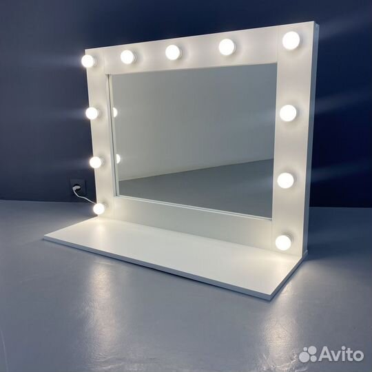 Зеркало гримерное с подсветкой