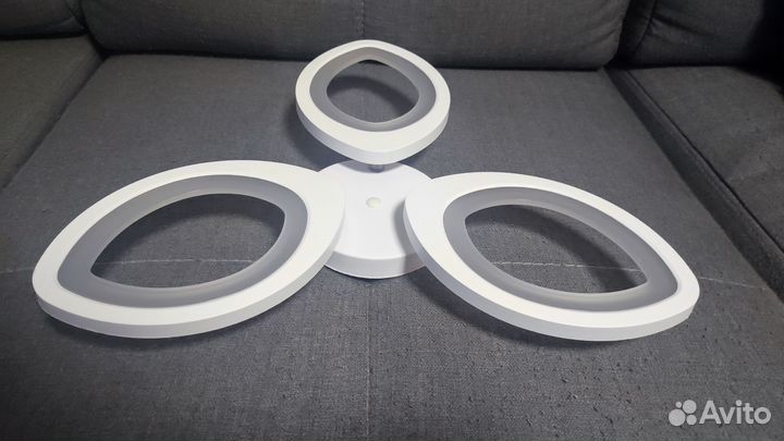 Люстра потолочная светодиодная новая