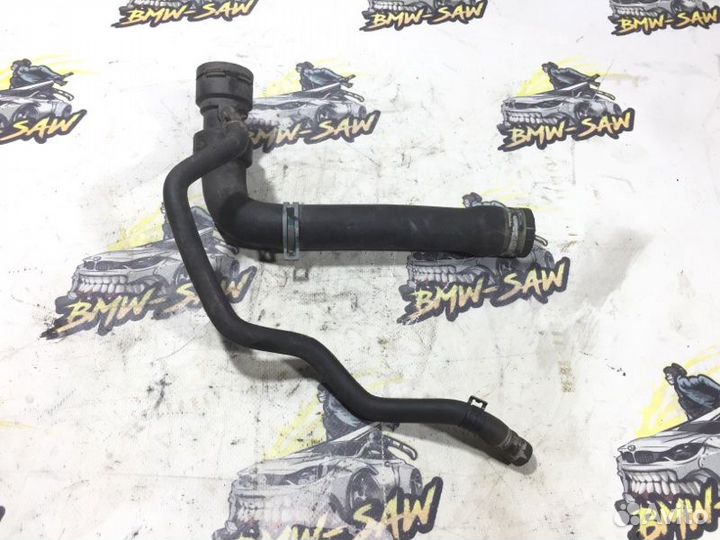 Патрубок Audi A4 B6 avant AMB 2004