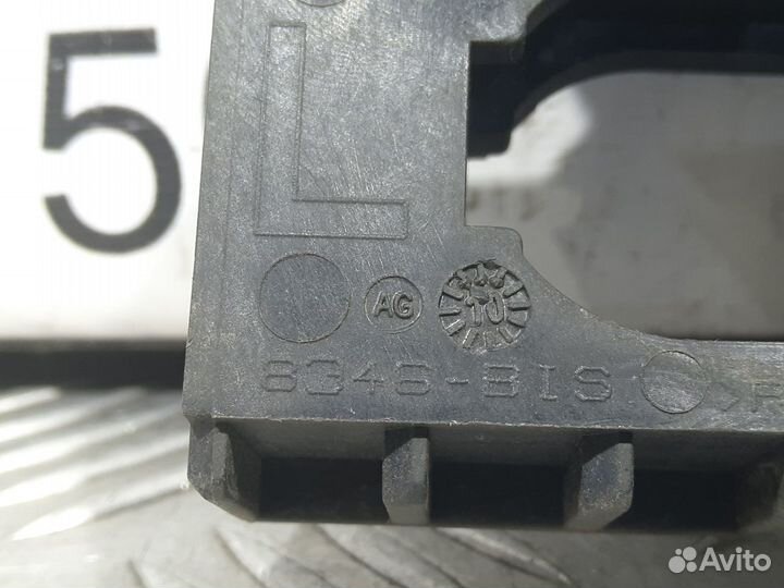 Б/У Кронштейн ручки двери задней левой#001