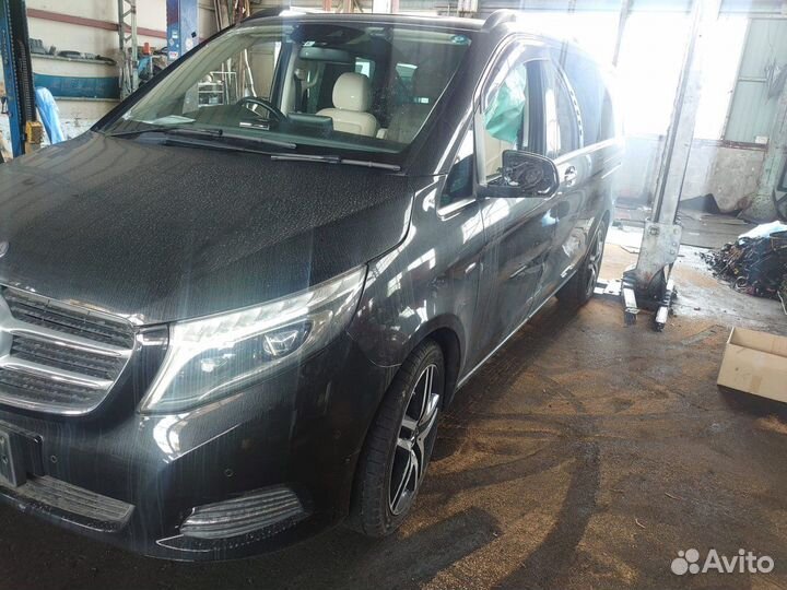 Mercedes V220 W447 В разборе
