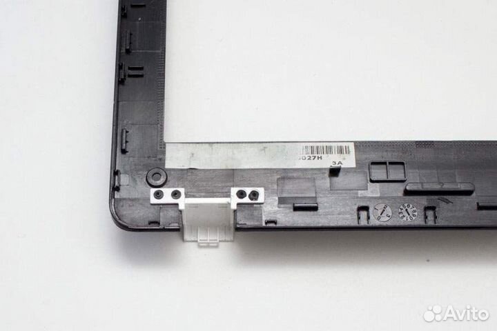 Рамка матрицы 13NB0341P02113 для Asus X551M