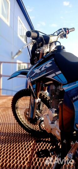 Кроссовый мотоцикл XR250 lite