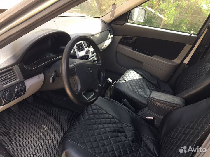 Капот на приору 2008