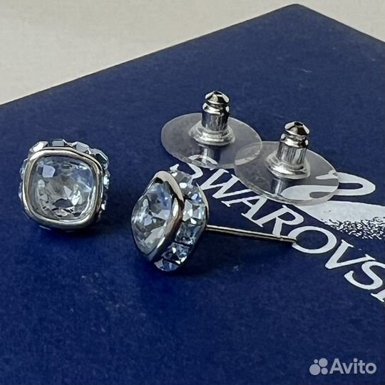 Swarovski серьги пуссеты голубые