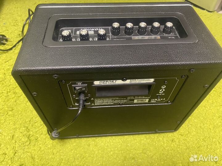 Гитарный комбоусилитель Mooer Hornet DH01 15 watt