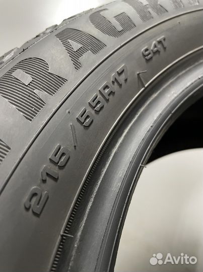 Goodyear Ultragrip Ice Arctic 215/55 R17