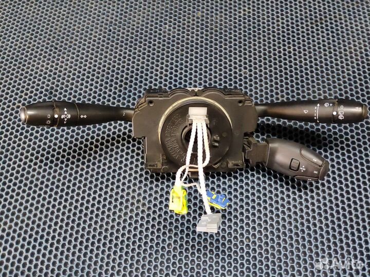 Подрулевой переключатель Peugeot 307