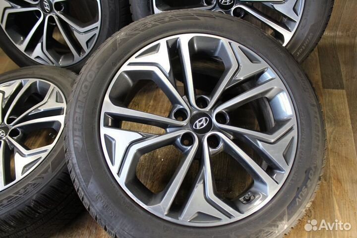 Hankook Winter I'Cept Evo2 W320A SUV 235/55 R19