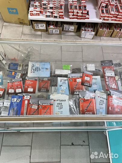 Остатки магазина с метизами