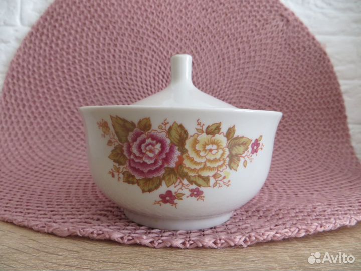 Чайники заварочные и сахарницы,винтаж