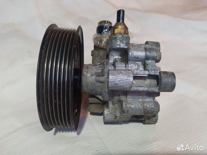 Насос гидроусилителя Тойота рав 4, 2003