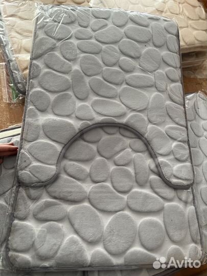 Набор ковриков для ванной и туалета новые