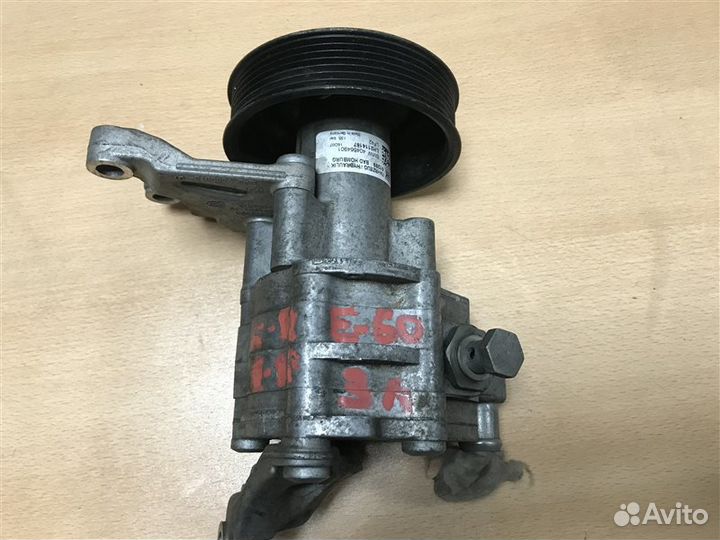 Насос гидроусилителя Bmw 5-Series E60 2008