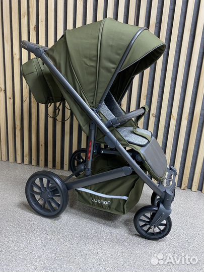 Прогулочная коляска Luxmom