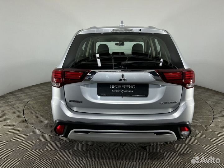 Mitsubishi Outlander 2.0 CVT, 2019, 69 193 км