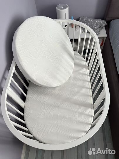 Кроватка трансформер с маятником