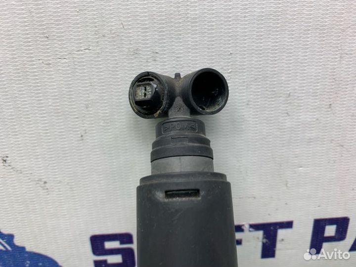 Форсунка омывателя фар передняя левая Audi A1 8X