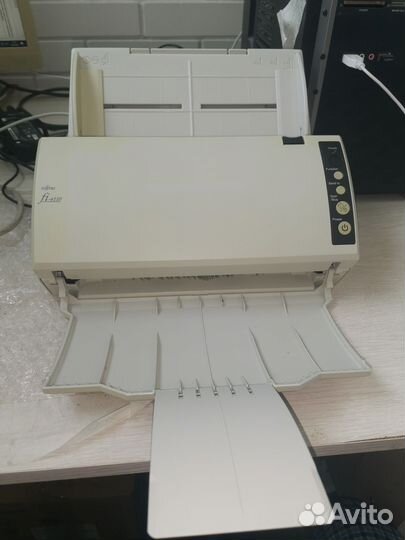 Сканер офисный fujitsu fi-6110