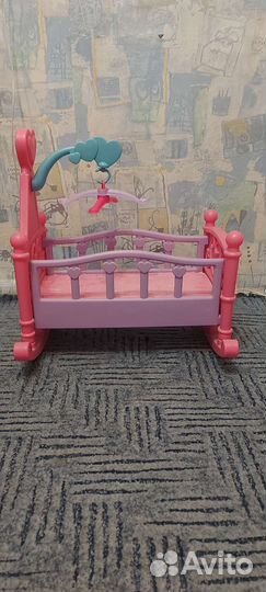 Кровать для куклы