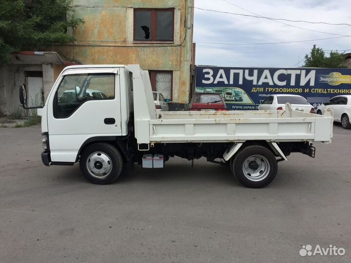 Isuzu Elf, 2009