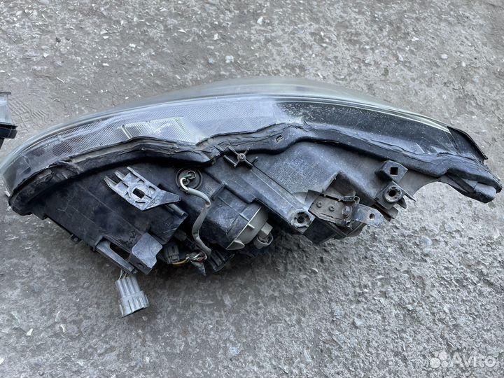 Фары на инфинити м25,м37,м56