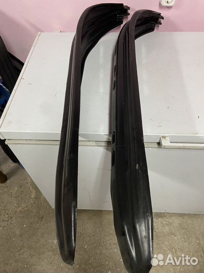 Накладки пластиковые для лыж снегохода