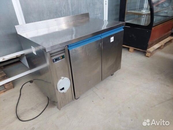 Стол холодильный 2/ Dexion