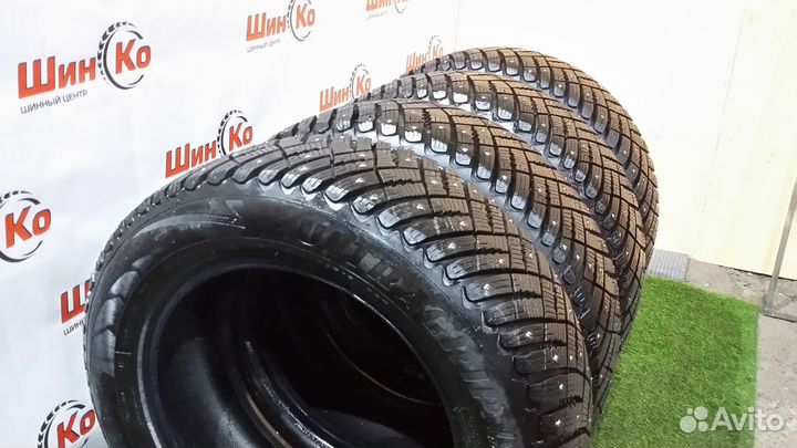 Goodyear Ultragrip Ice Arctic 215/60 R16