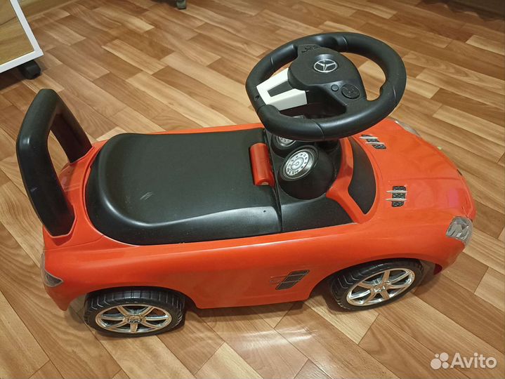 Машинка каталка толокар