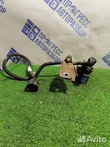 Датчик высоты дорожного просвета задний Volvo S40