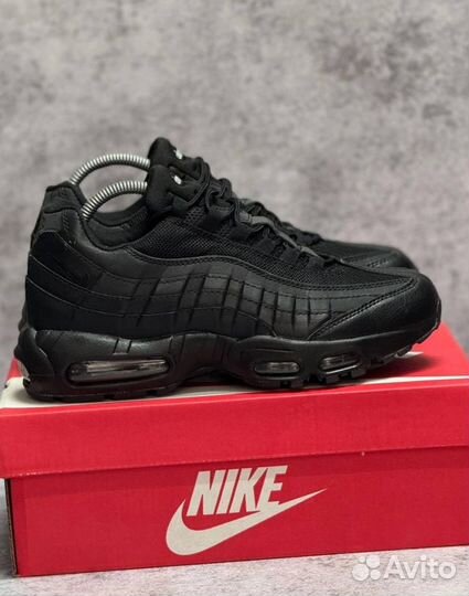 Кроссовки Nike Air Max 95 удобные