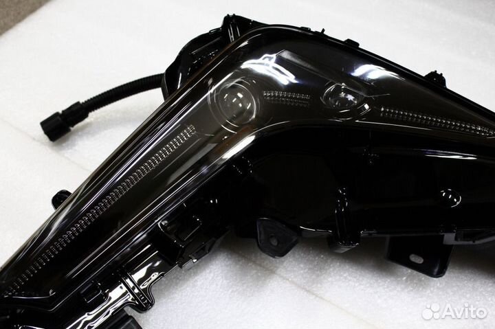 LX570 / LX450d 2016+ Туманки Black Vision N6MA2