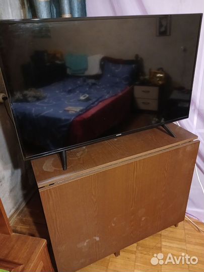 Телевизор samsung