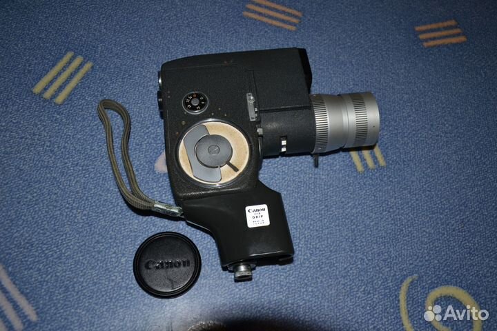 Кинокамера Canon C-8 Grip