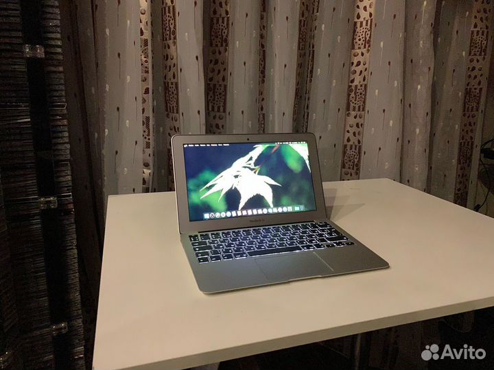 Apple MacBook Air 11.6’’ Mid 2012 md223ru/A
