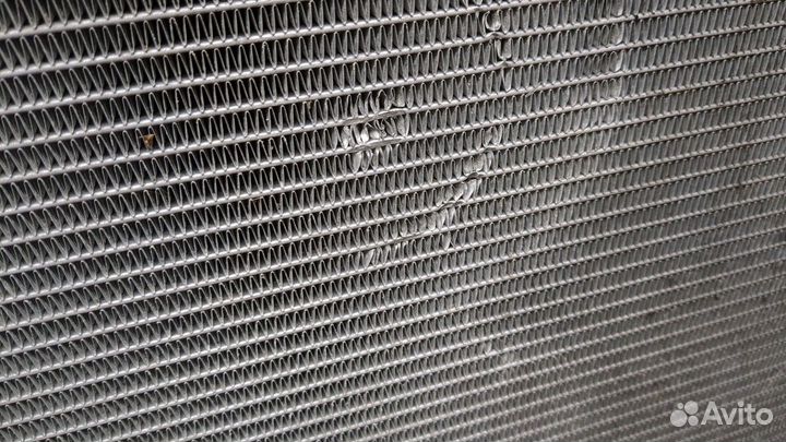 Радиатор охлаждения двигателя Dodge Charger 2014