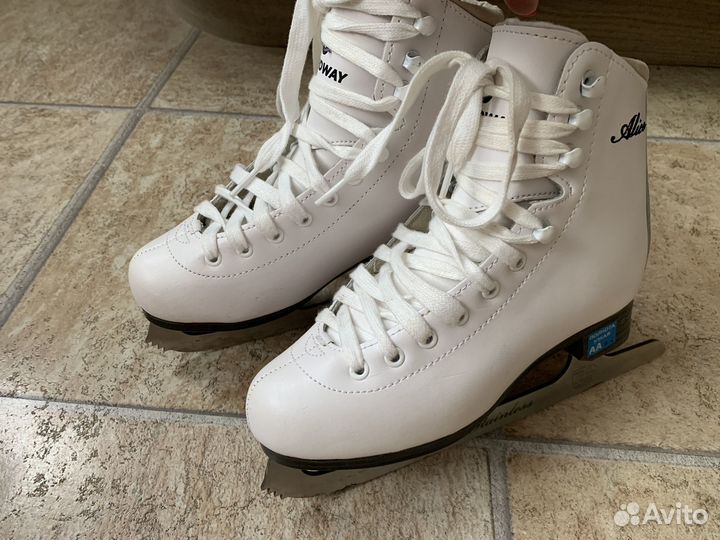 Коньки фигурные детские Nordway Alice 32р