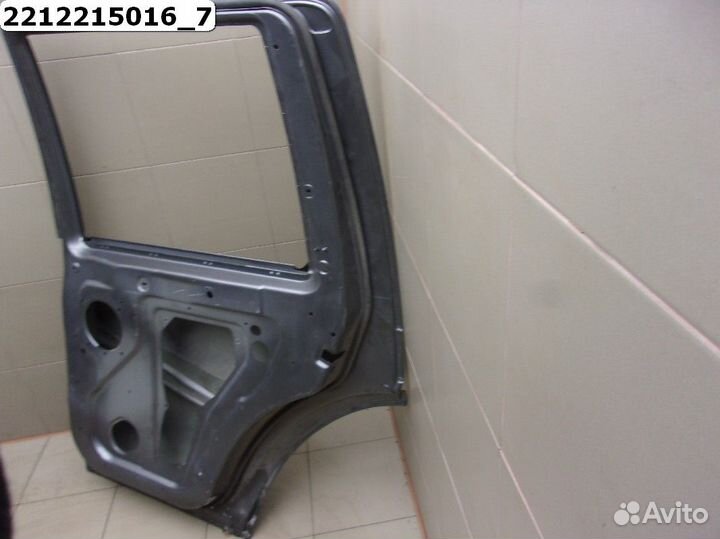 Дверь задняя правая Land Rover Discovery 3/4