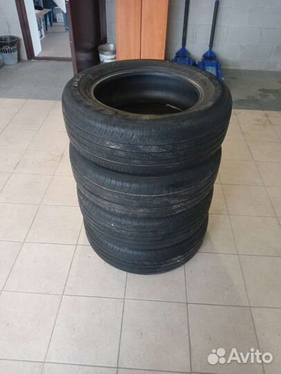 Dunlop Grandtrek ST30 225/65 R17