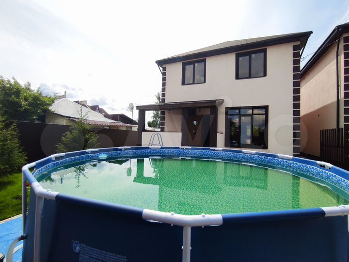 Дом 174,4 м² на участке 4,6 сот.