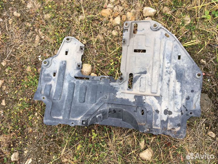 Защита пыльник днища Honda CR-V CRV 4 IV 2014 года