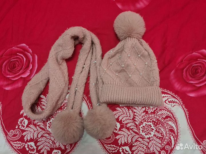 Комплект шапка и шарф zara