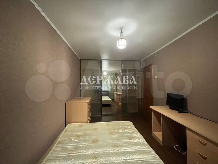 2-к. квартира, 57 м², 5/9 эт.