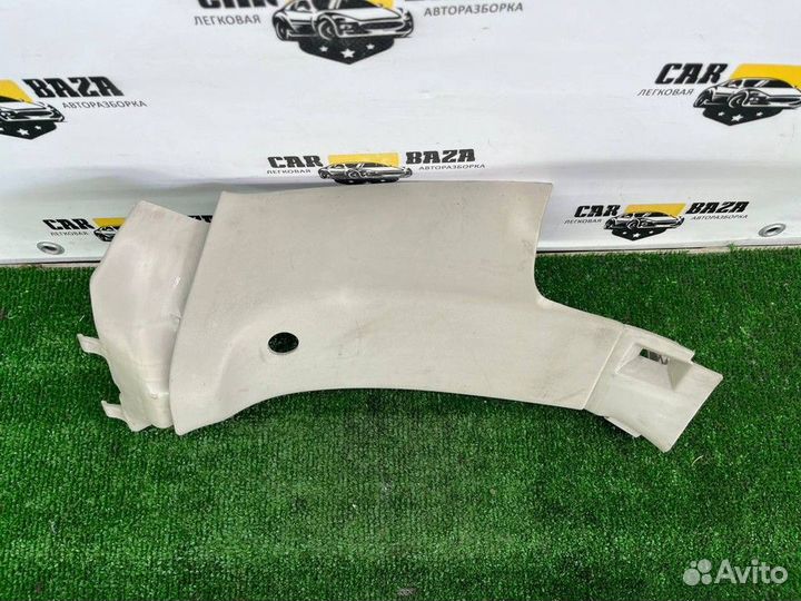 Обшивка стойки задней левой L верхняя