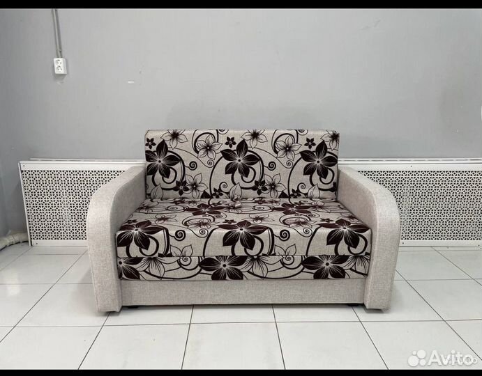 Диван чебурашка